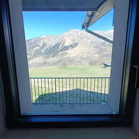 アパート For 6 People In With Balcony *
